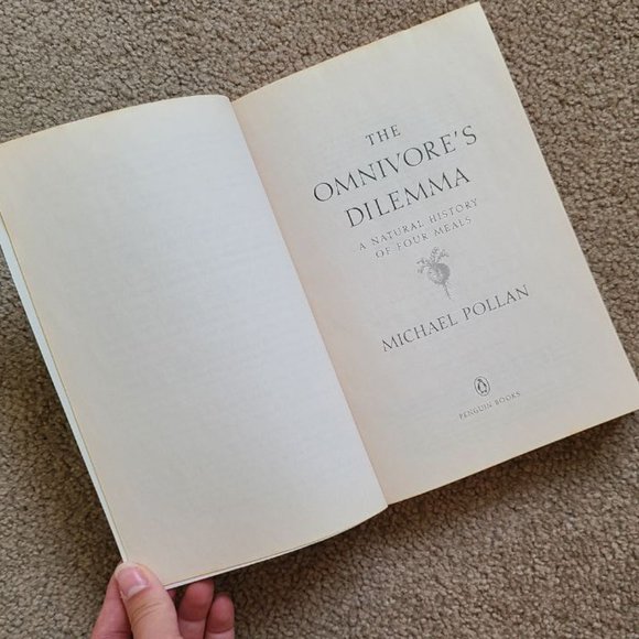 4/$25 The Omnivore's Dilemma: A Natural History of Four Meals by Michael Pollan - Picture 2 of 6